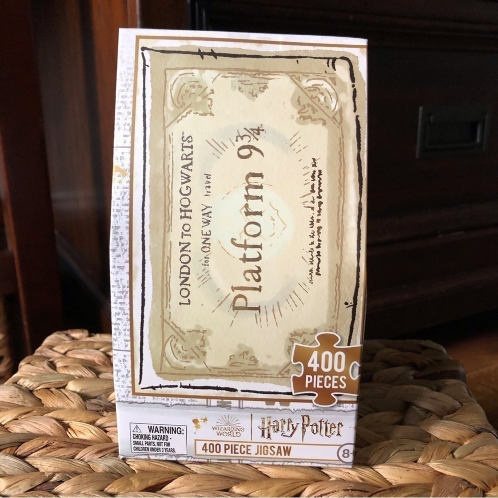 Harry Potter Platform 9 3/4 ticket puzzle 400pc.